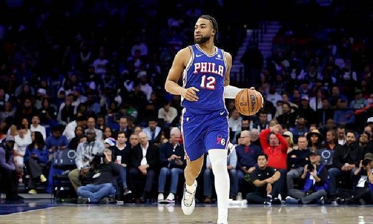 开云体育官方网-费城76人训练开放日，关键时刻内部沟通引欢呼，NBA季后赛在即，训练强度明显提升的简单介绍