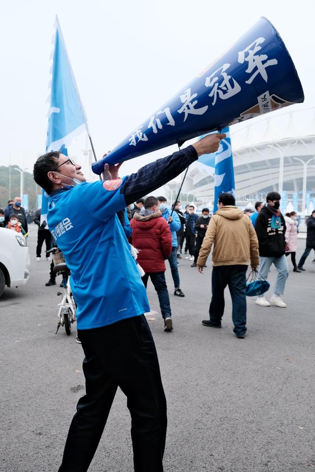 开云体育网页版入口-NBA总决赛赛程吃紧，武汉三镇今晚造点机会，话题不断，训练强度明显提升(nba总决赛赛程安排时间表)